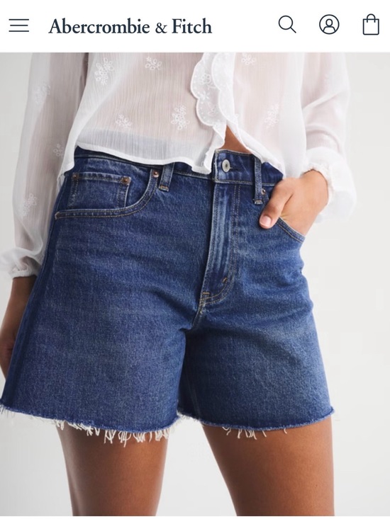 Abercrombie & Fitch Pants - Curve Love High Rise Dad Short